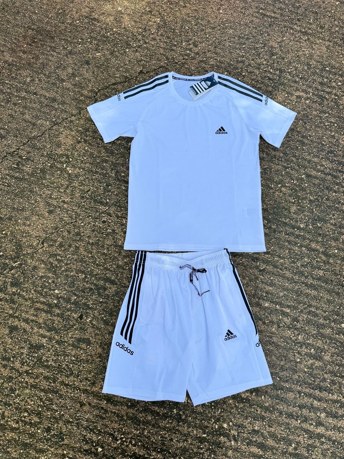 Conjunto de verano Adidas - Imagen 1