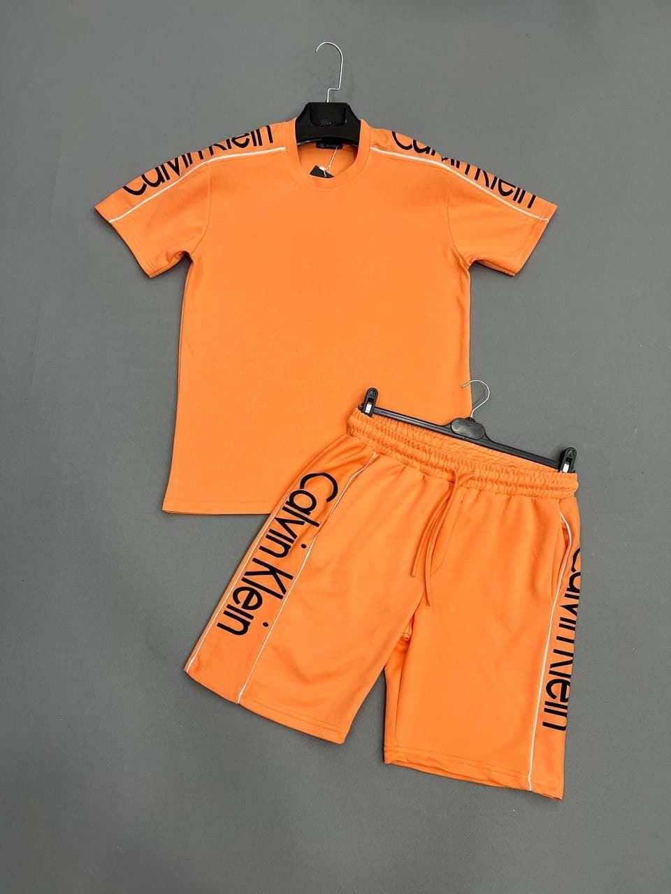 Conjunto de verano Calvin Klein - Imagen 2