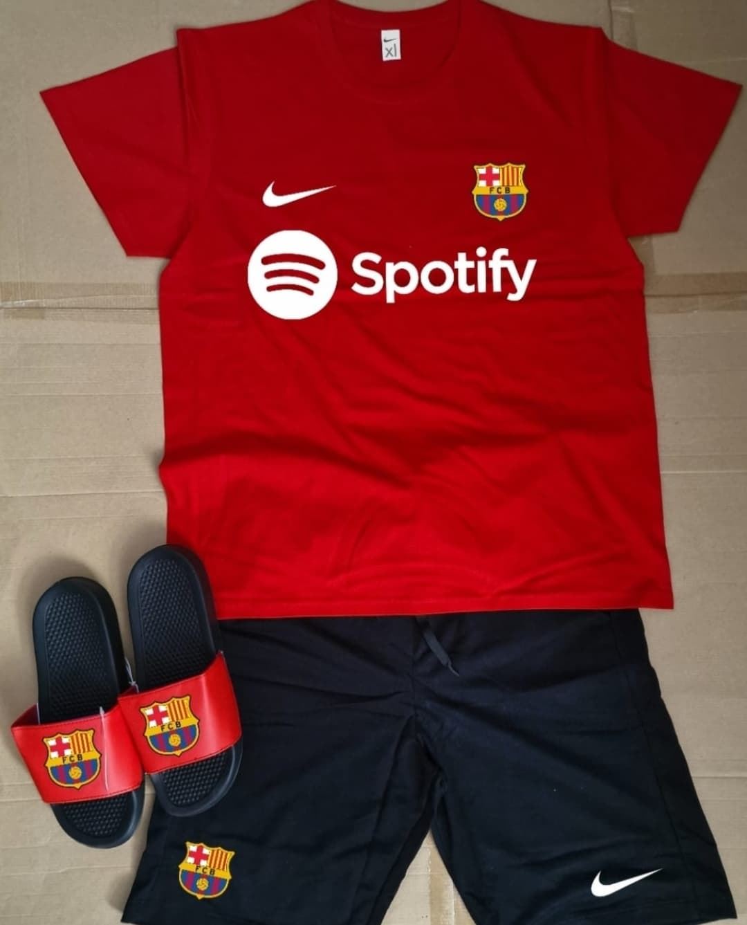 Conjunto de verano F.C. Barcelona y chanclas a juego - Imagen 1