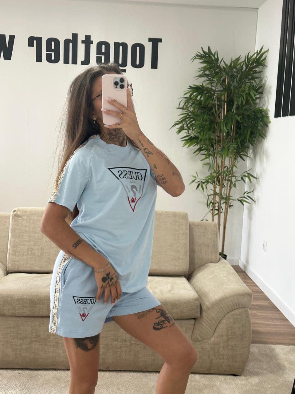 Conjunto de verano Guess - Imagen 1