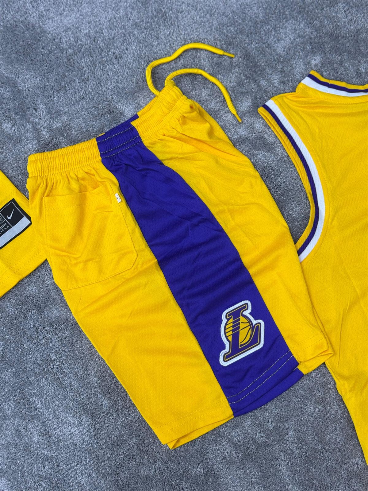 Conjunto de verano Los Lakers - Imagen 5
