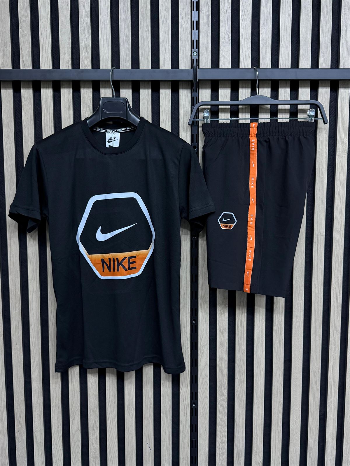 Conjunto de verano Nike - Imagen 1