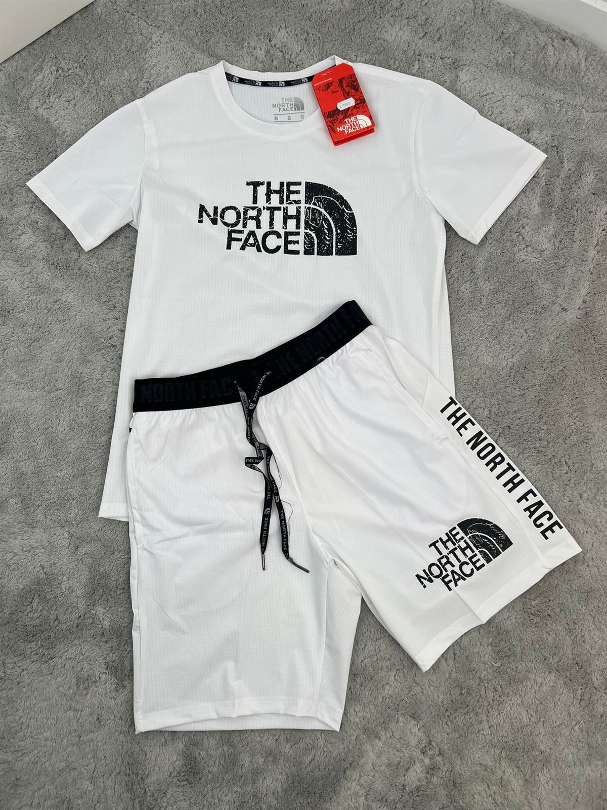 Conjunto de verano North Face  de hombre - Imagen 1