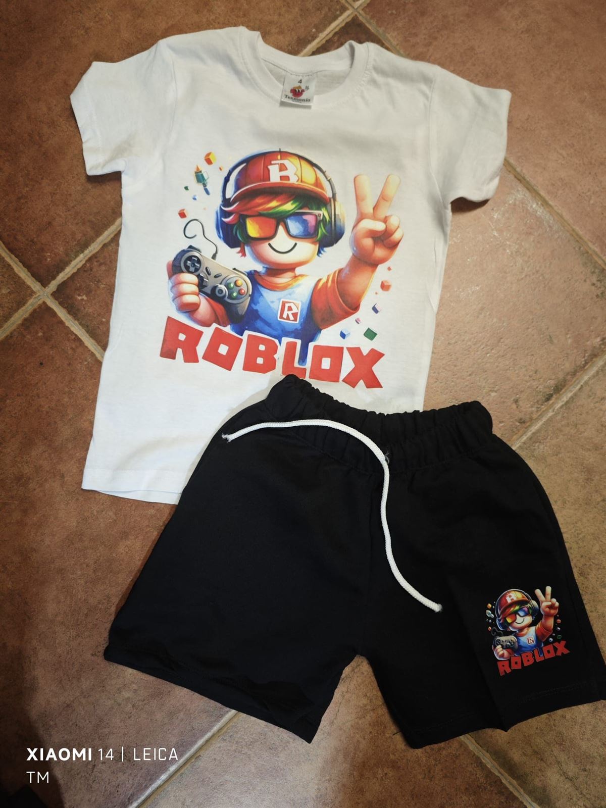 Conjunto de verano Roblox - Imagen 1