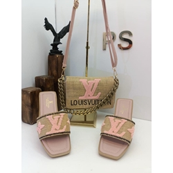 Conjunto de zapatos y bolso a juego de Louis Vuitton - Imagen 2