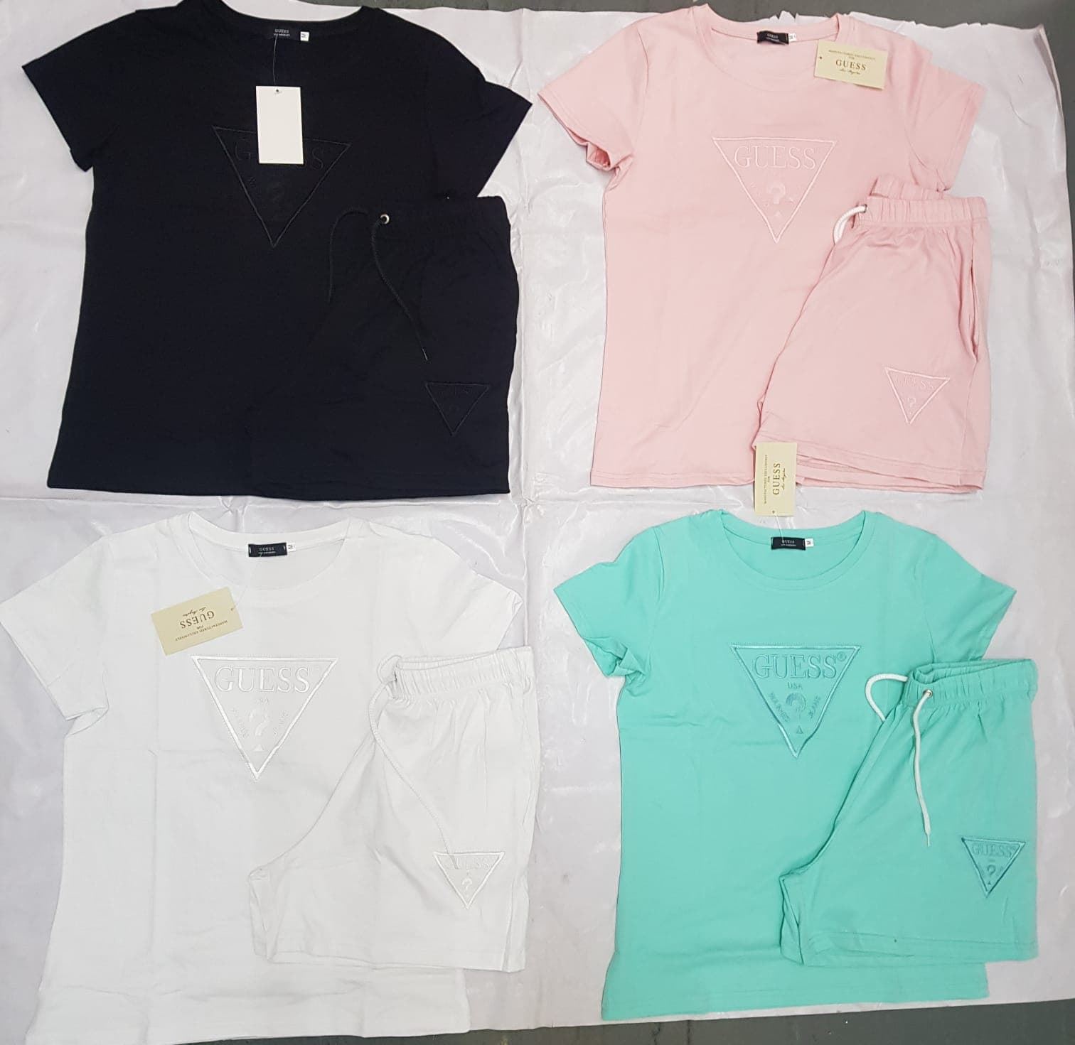 Conjunto Guess de mujer - Imagen 1