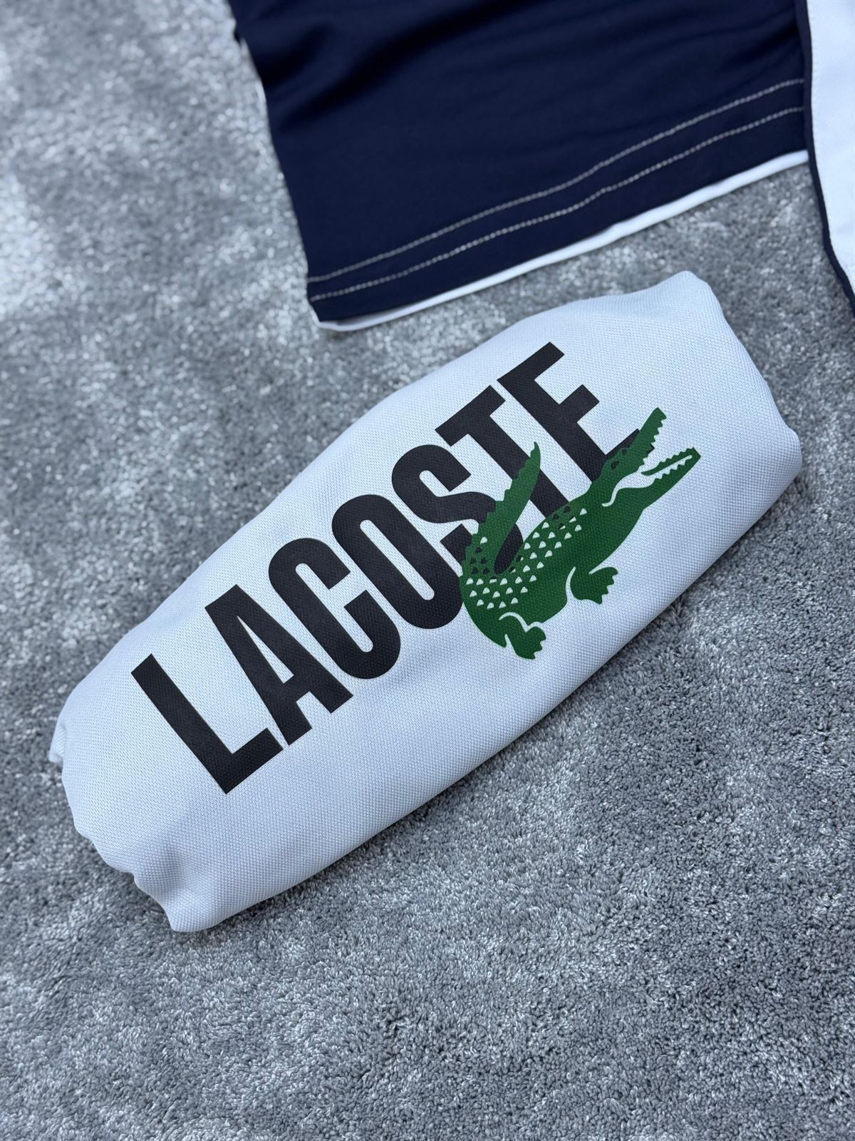 Conjunto Lacoste temporada 2025 - Imagen 5
