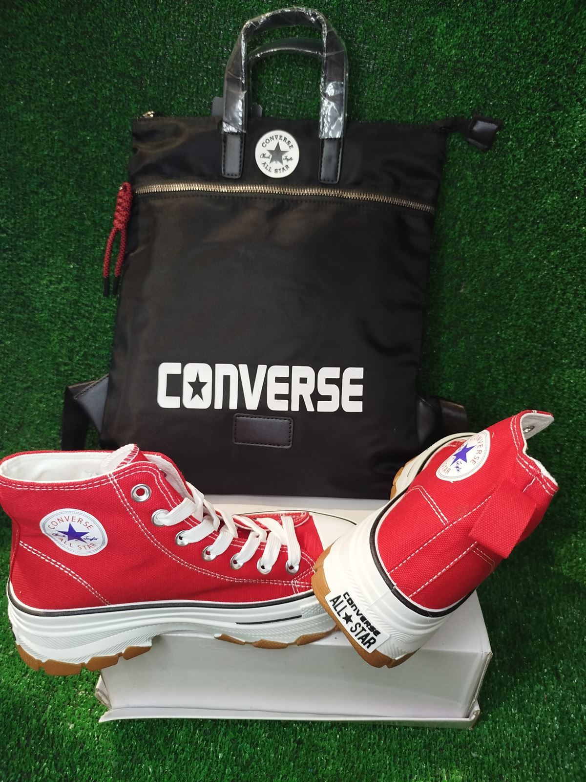 Conjunto mochila y bota Converse run Star Hike roja - Imagen 1