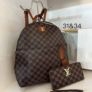 Conjunto mochila y cartera Louis Vuitton - Imagen 1
