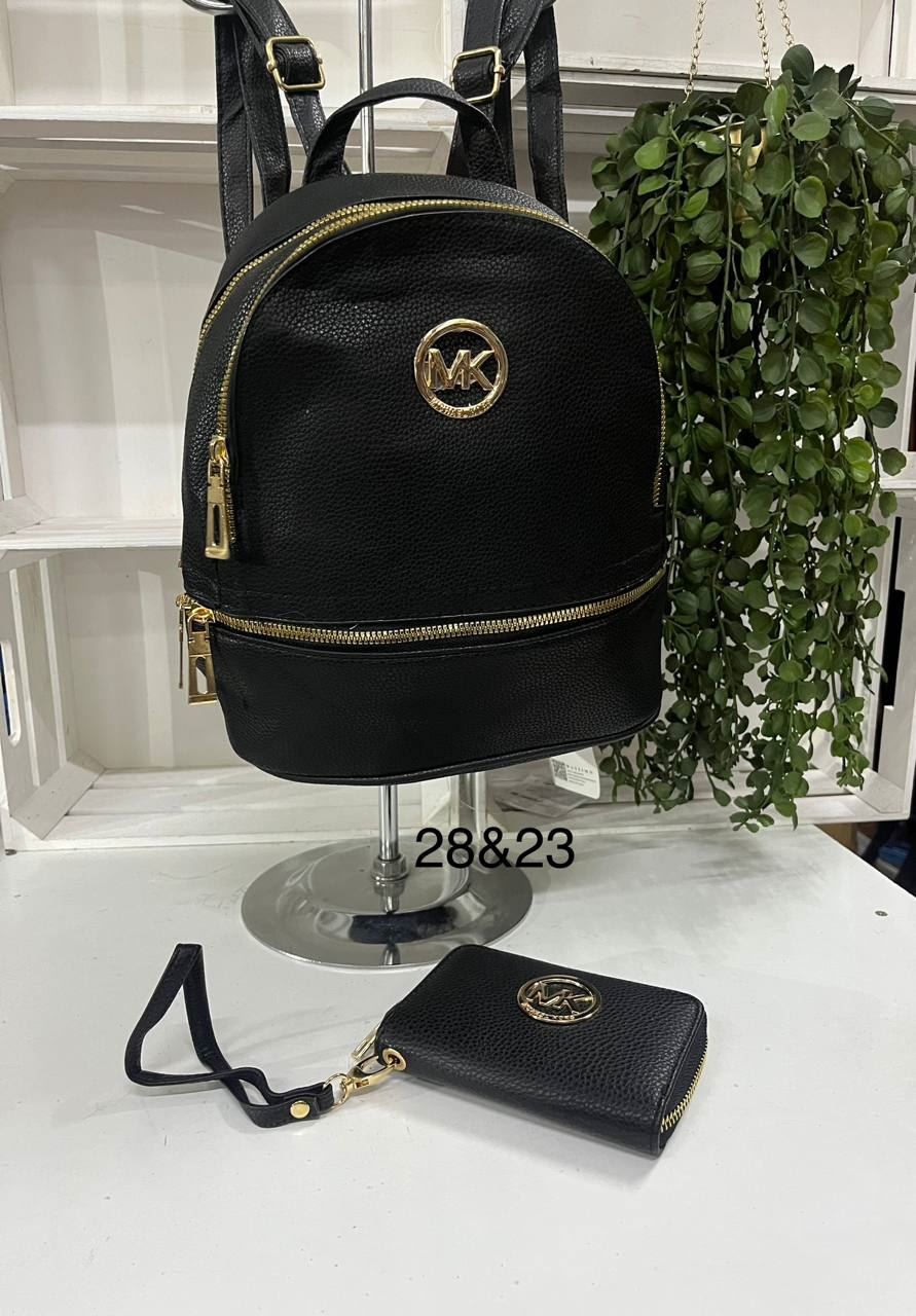 Conjunto mochila y cartera Michael Kors - Imagen 3