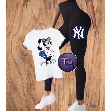 Conjunto mujer Mickey y Minnie - Imagen 2