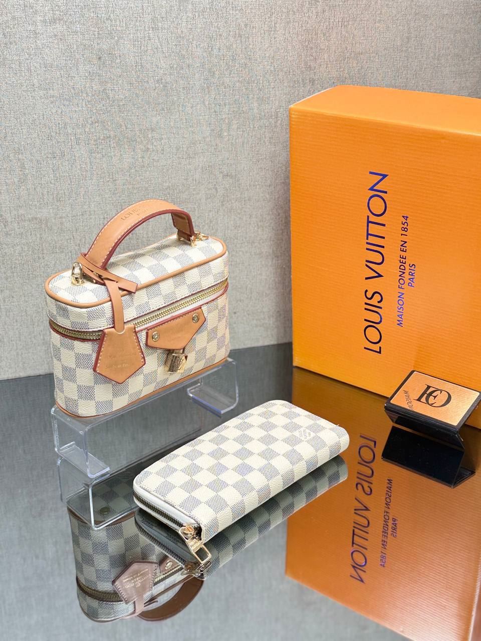 Conjunto neceser y cartera  Louis Vuitton - Imagen 1