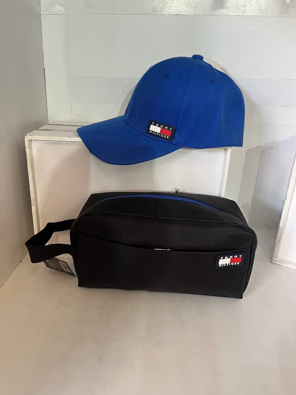 Conjunto neceser y gorra Tommy - Imagen 3