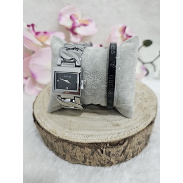 Conjunto reloj de cadena y pulsera Guess - Imagen 2