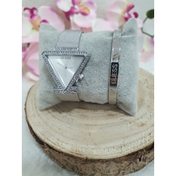Conjunto reloj triangulo y pulsera Guess - Imagen 2