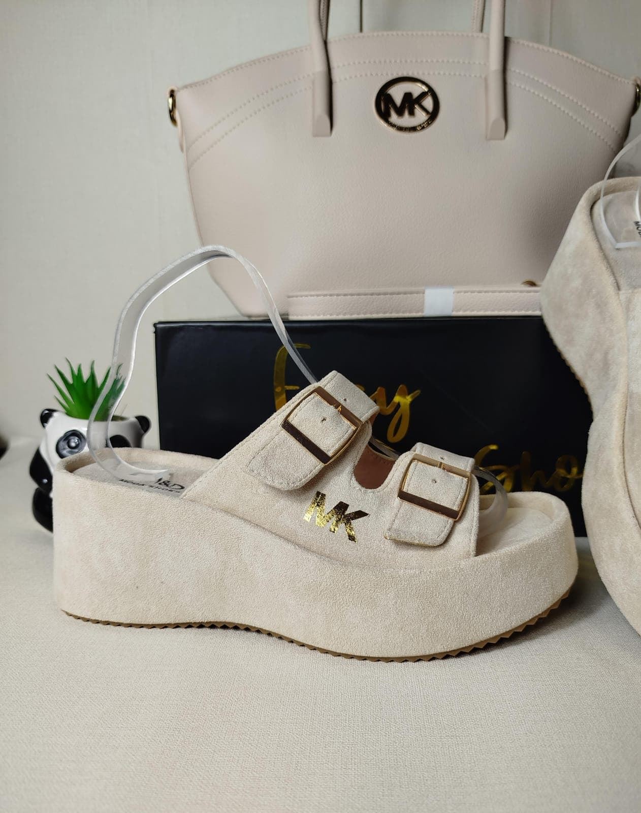 Conjunto sandalias y bolso Michael Kors a juego - Imagen 2