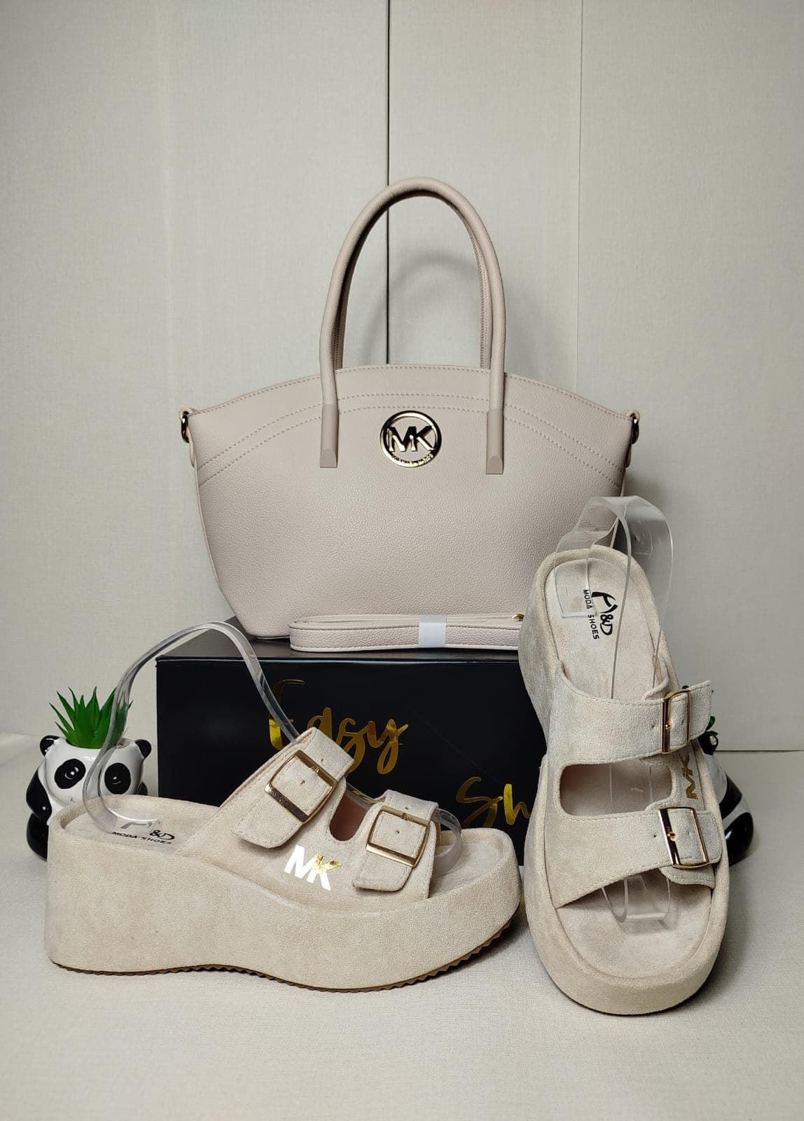 Conjunto sandalias y bolso Michael Kors a juego - Imagen 3