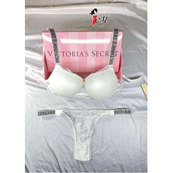 Conjunto sujetador Push-up y tanga Victoria Secret - Imagen 1