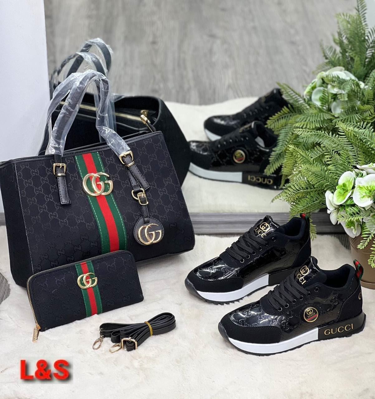 Conjunto zapatillas bolso y cartera Gucci - Imagen 3