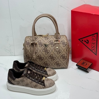 Conjunto zapatillas Guess y bolso Guess  bowler - Imagen 1
