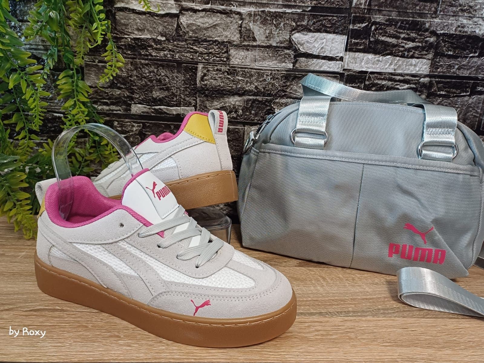 Conjunto zapatillas Puma y bolso a juego - Imagen 3