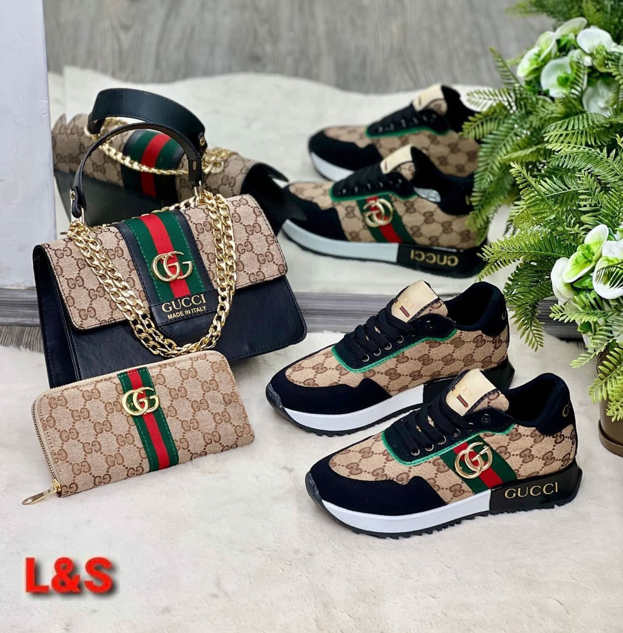 Conjunto zapatillas y bolso Gucci - Imagen 1