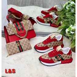 Conjunto zapatillas y bolso Gucci - Imagen 2