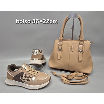 Conjunto zapatillas y bolso Guess - Imagen 1