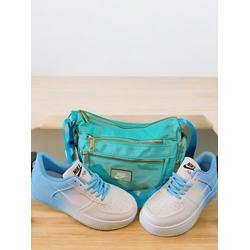 Conjunto zapatillas y bolso Nike celeste - Imagen 1