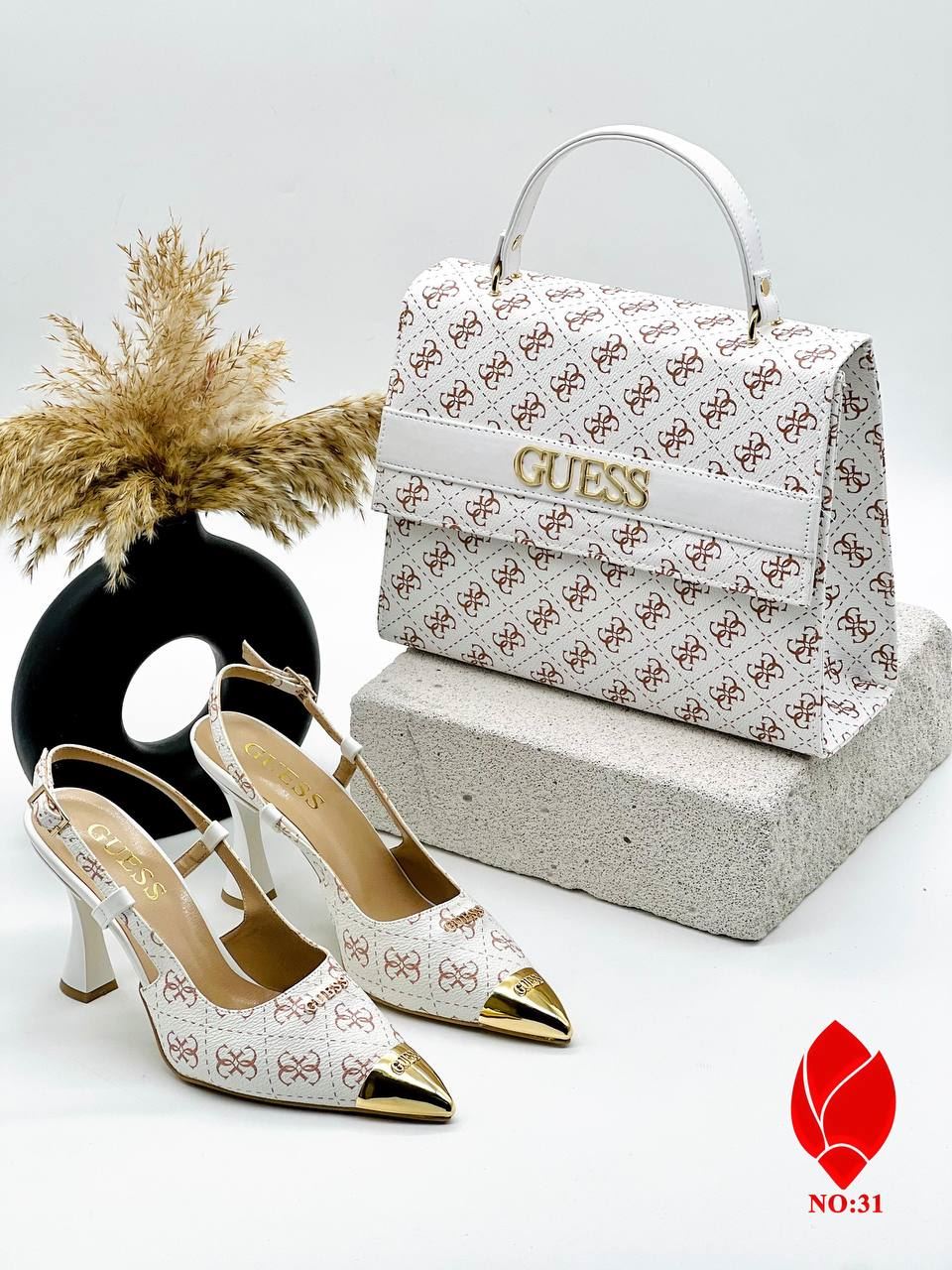 Conjunto zapatos y bolso Guess - Imagen 1
