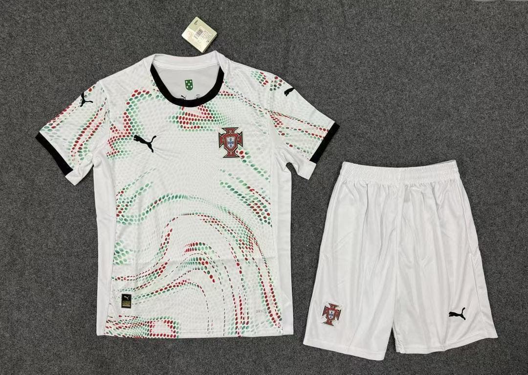 Contento equipación de niños segunda equipación Portugal 25/26 - Imagen 1