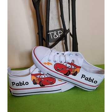 Converse bajas de verano personalizadas de Cars rayo McQueen - Imagen 1