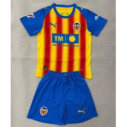 Equipación de verano Valencia temporada 25/26 - Imagen 1