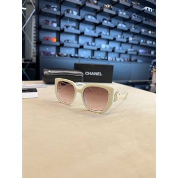 Gafas de sol Chanel - Imagen 1