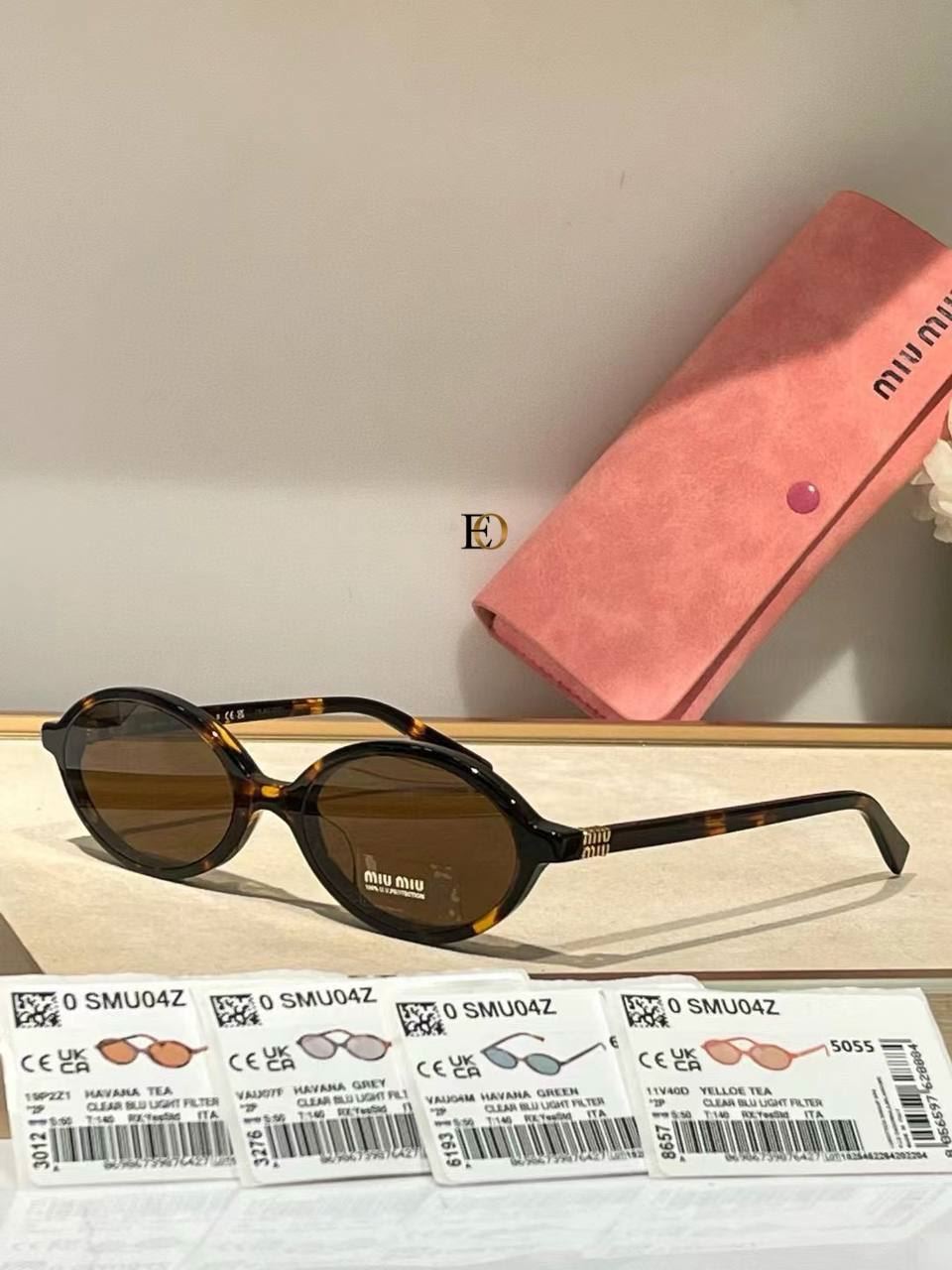 Gafas de sol Miu Miu - Imagen 3