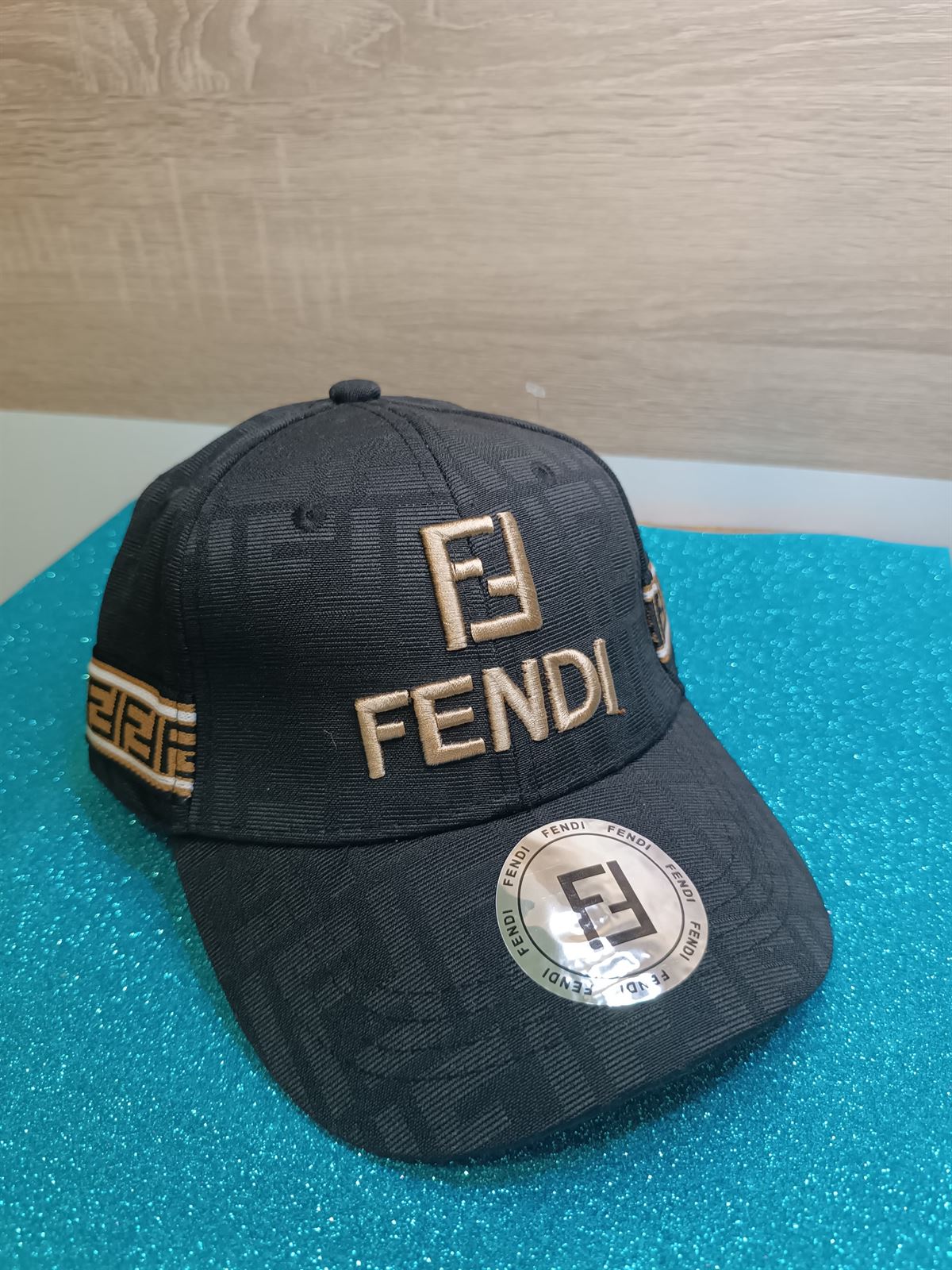 Gorras Fendi - Imagen 1