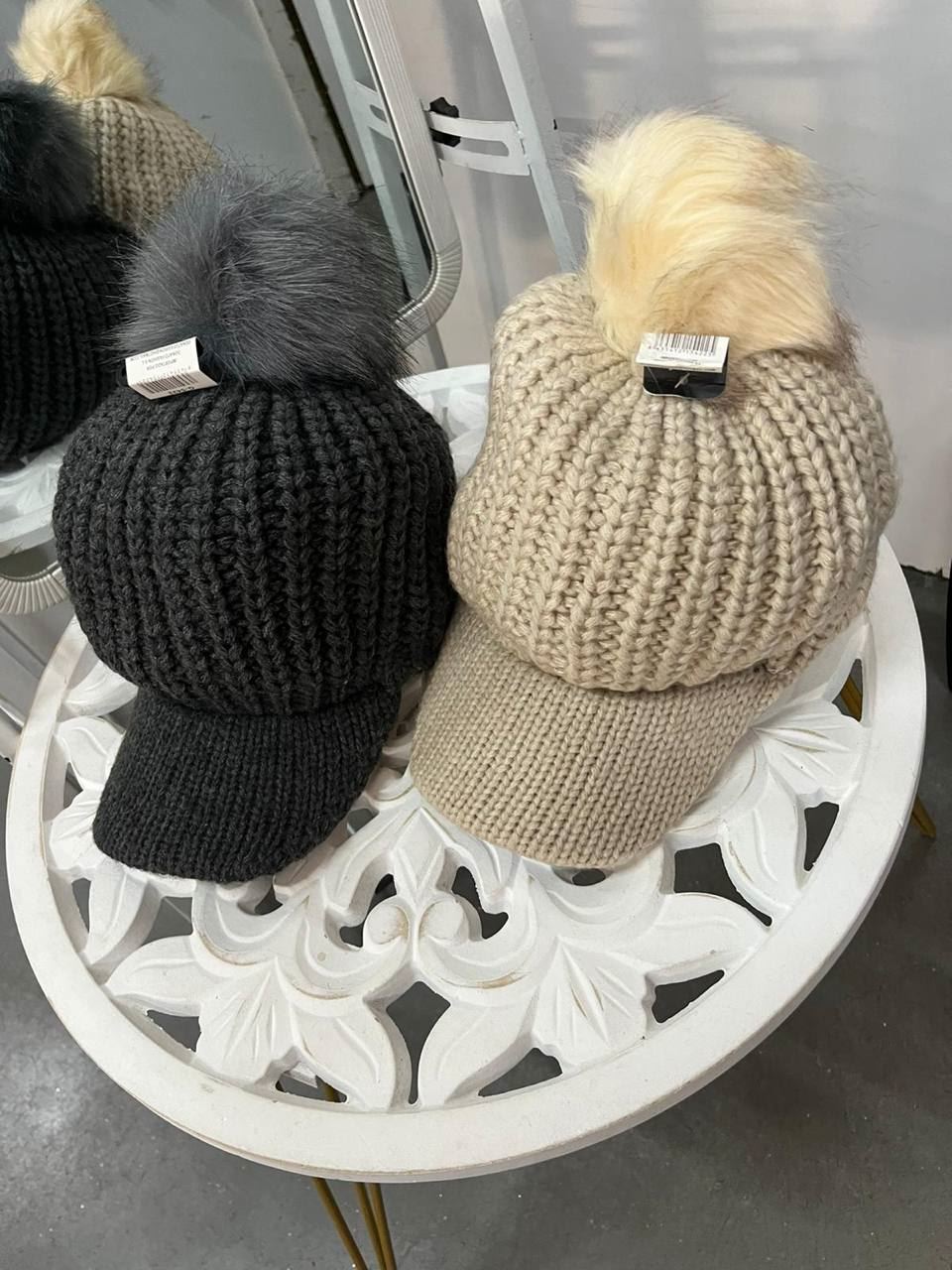 Gorro con visera de punto - Imagen 3