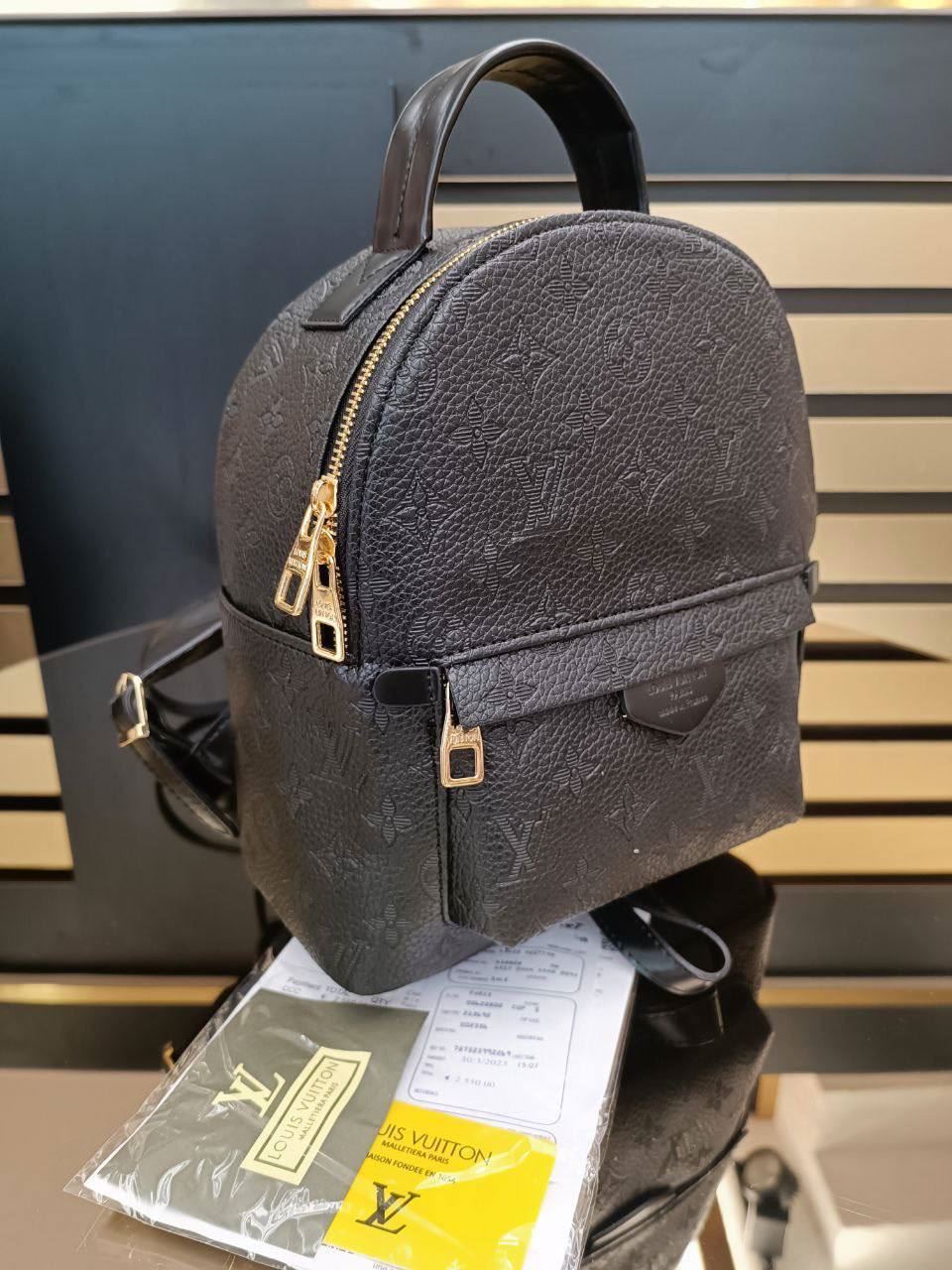 Mini mochila Louis Vuitton - Imagen 3