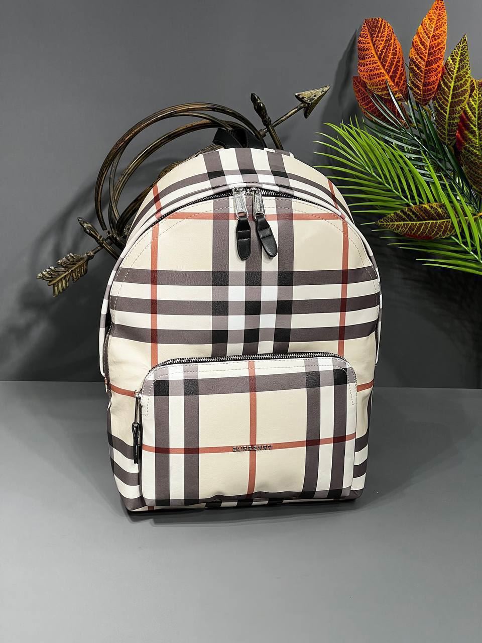 Mochila cuadros Burberry - Imagen 1