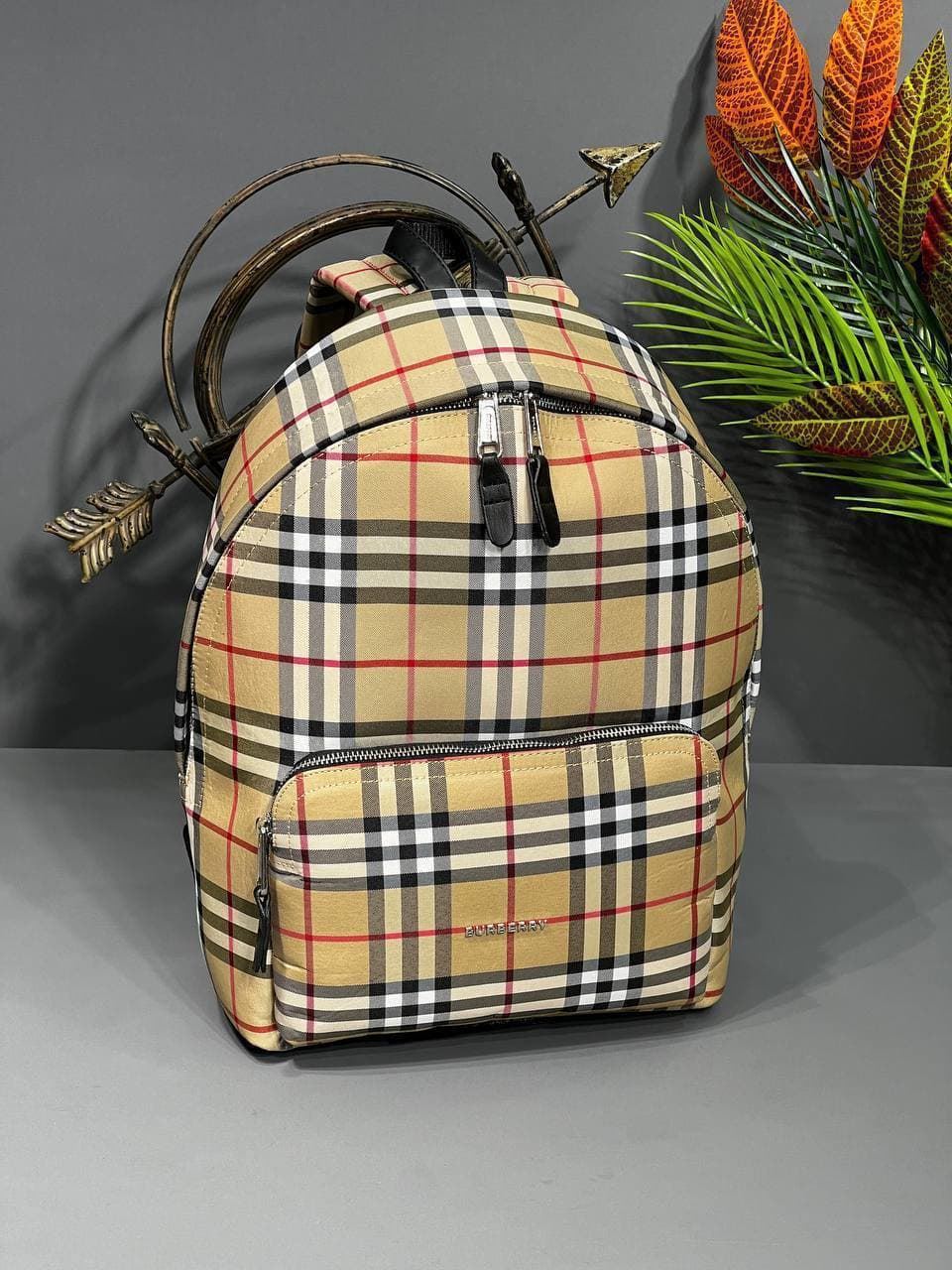 Mochila cuadros Burberry - Imagen 2