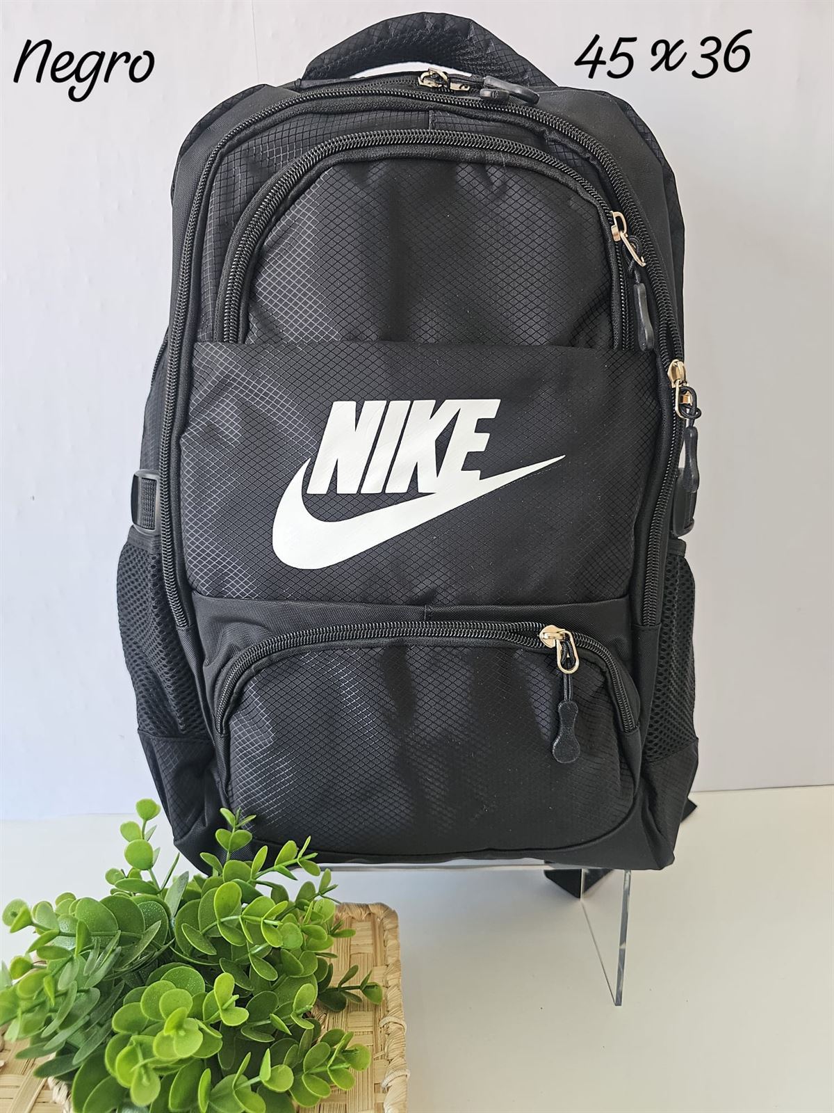 Mochila escolar juvenil  Nike multi bolsillos - Imagen 3