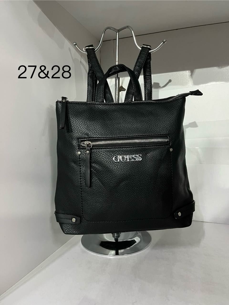 Mochila Guess cuadrada - Imagen 1