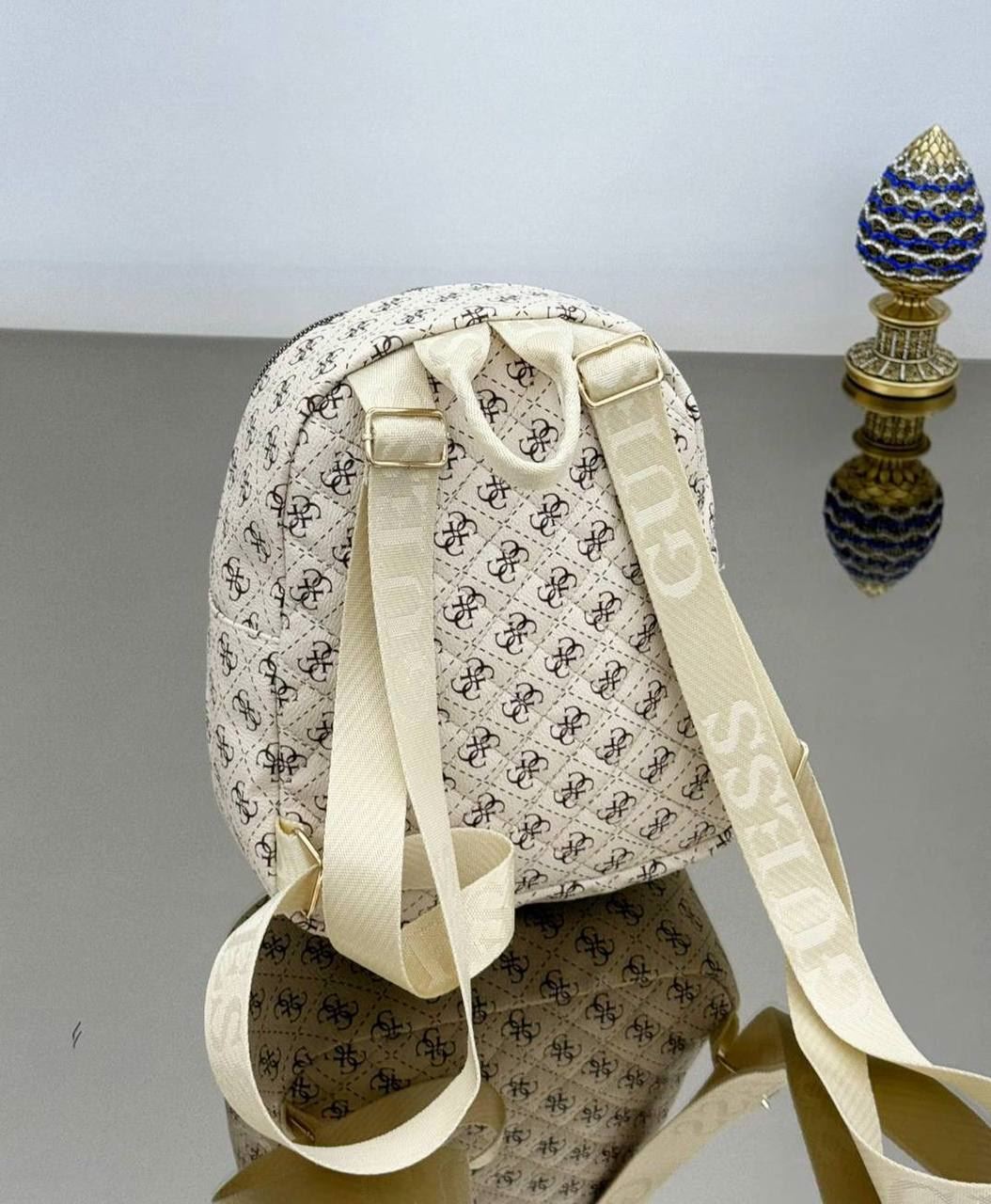 Mochila Guess - Imagen 2