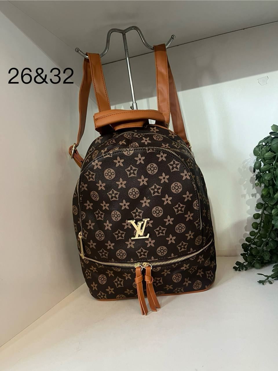 Mochila Louis Vuitton - Imagen 3