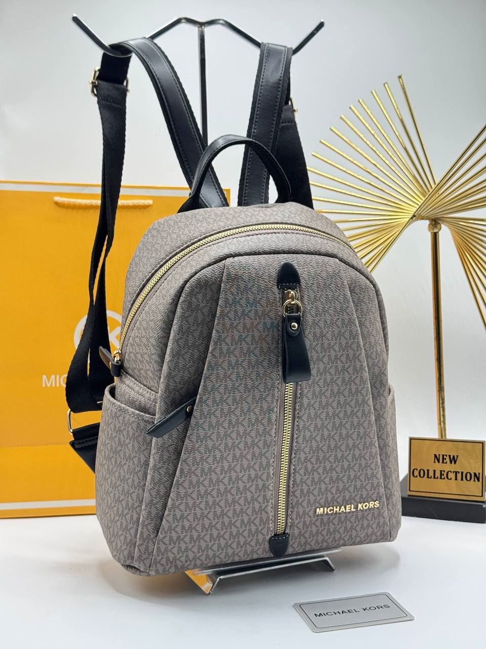 Mochila Michael kors Rhea Medium - Imagen 3