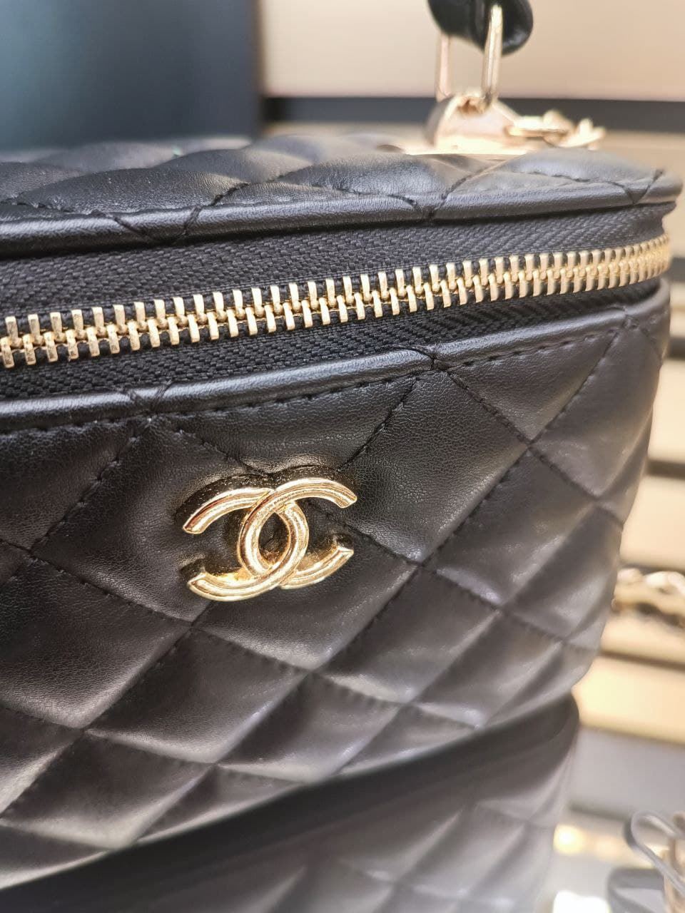 Neceser de piel Chanel - Imagen 4