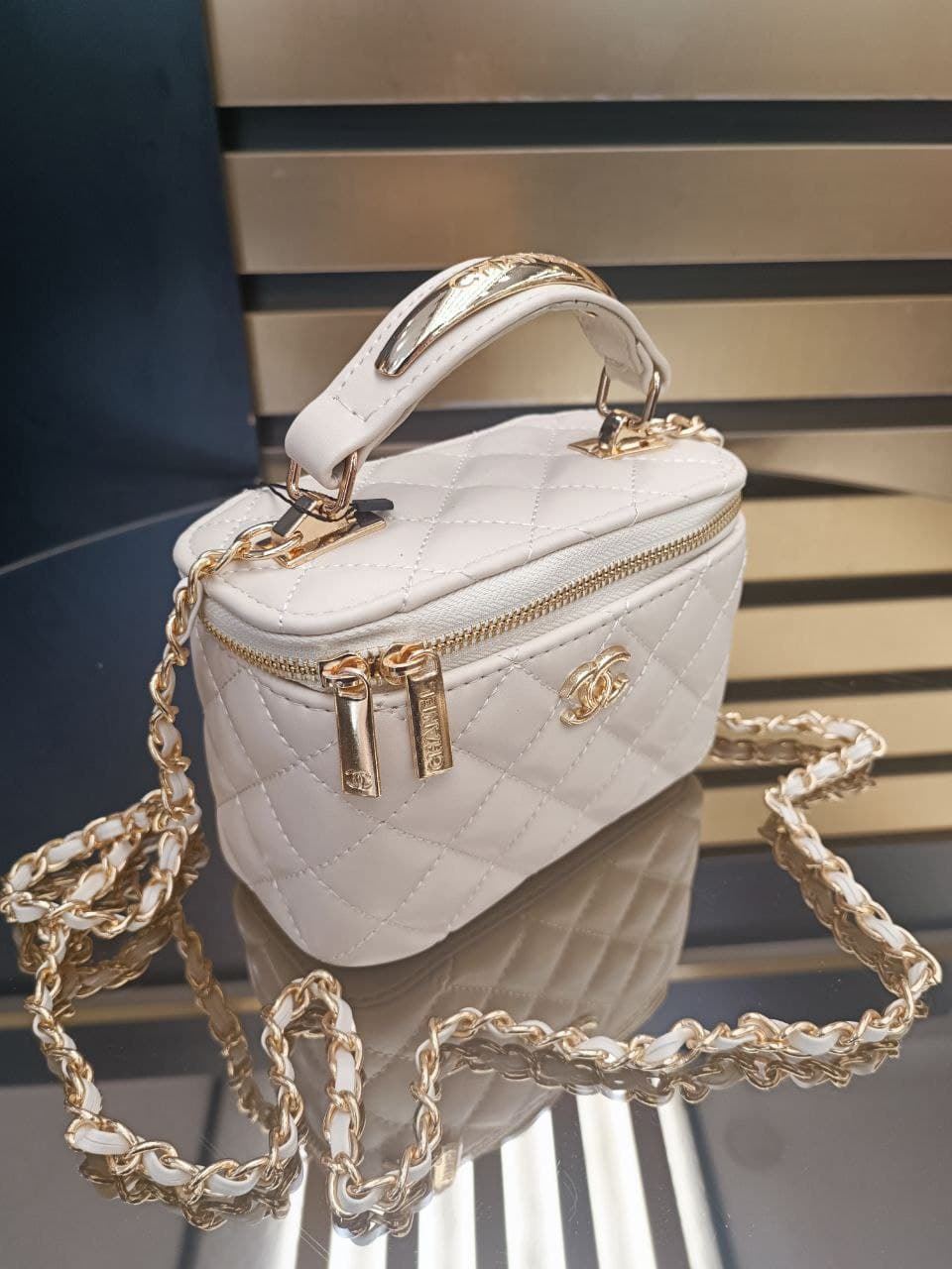 Neceser de piel Chanel - Imagen 9