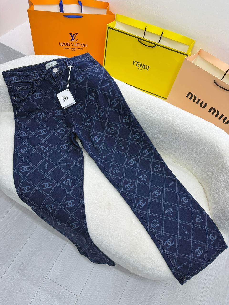 Pantalón vaquero Chanel - Imagen 1