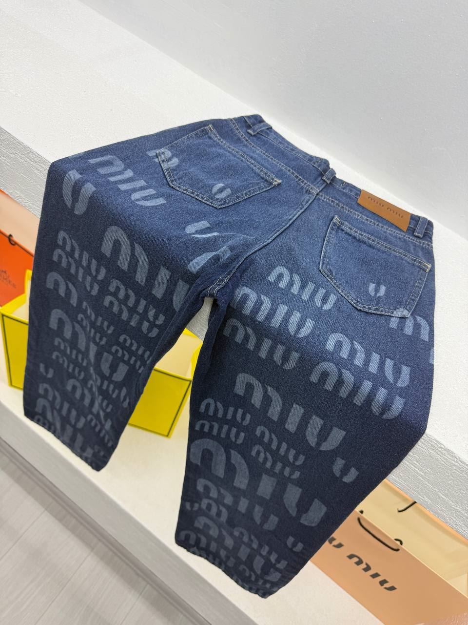 Pantalón vaquero Miu Miu - Imagen 2