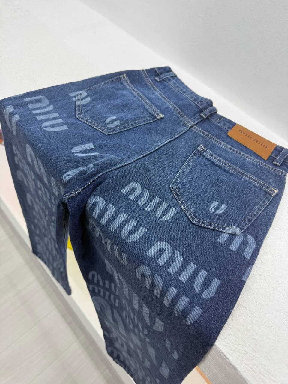 Pantalón vaquero Miu Miu - Imagen 3